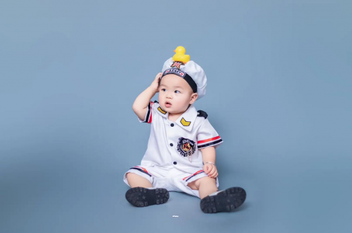 广州供卵包男孩宝宝红屁股怎么办